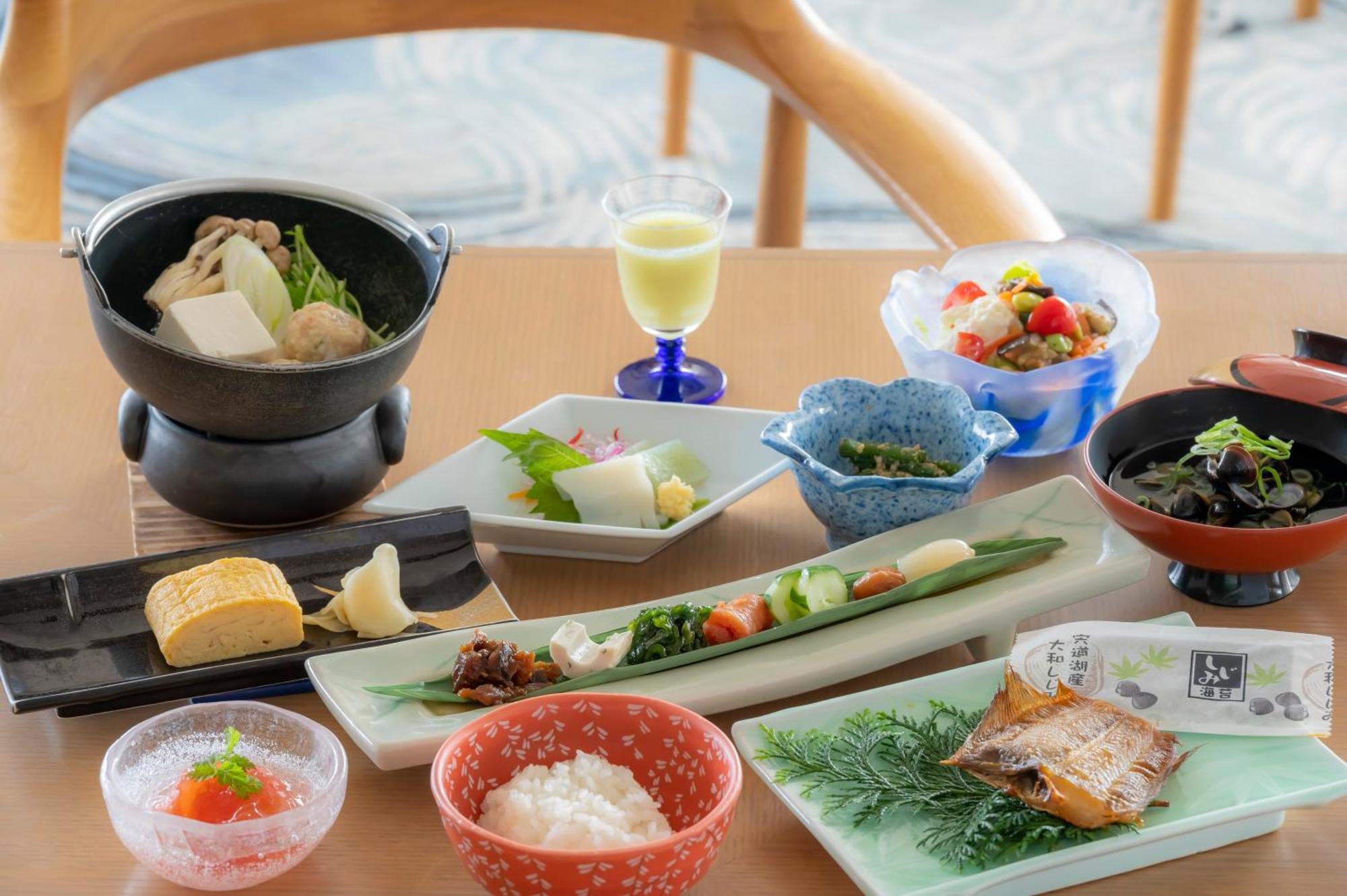 โรงแรมไคเกะ ทสิรุยะ โยนาโกะ ภายนอก รูปภาพ